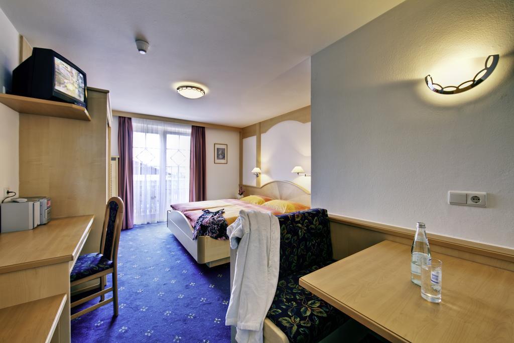 Parkhotel Plauserhof Kamer foto